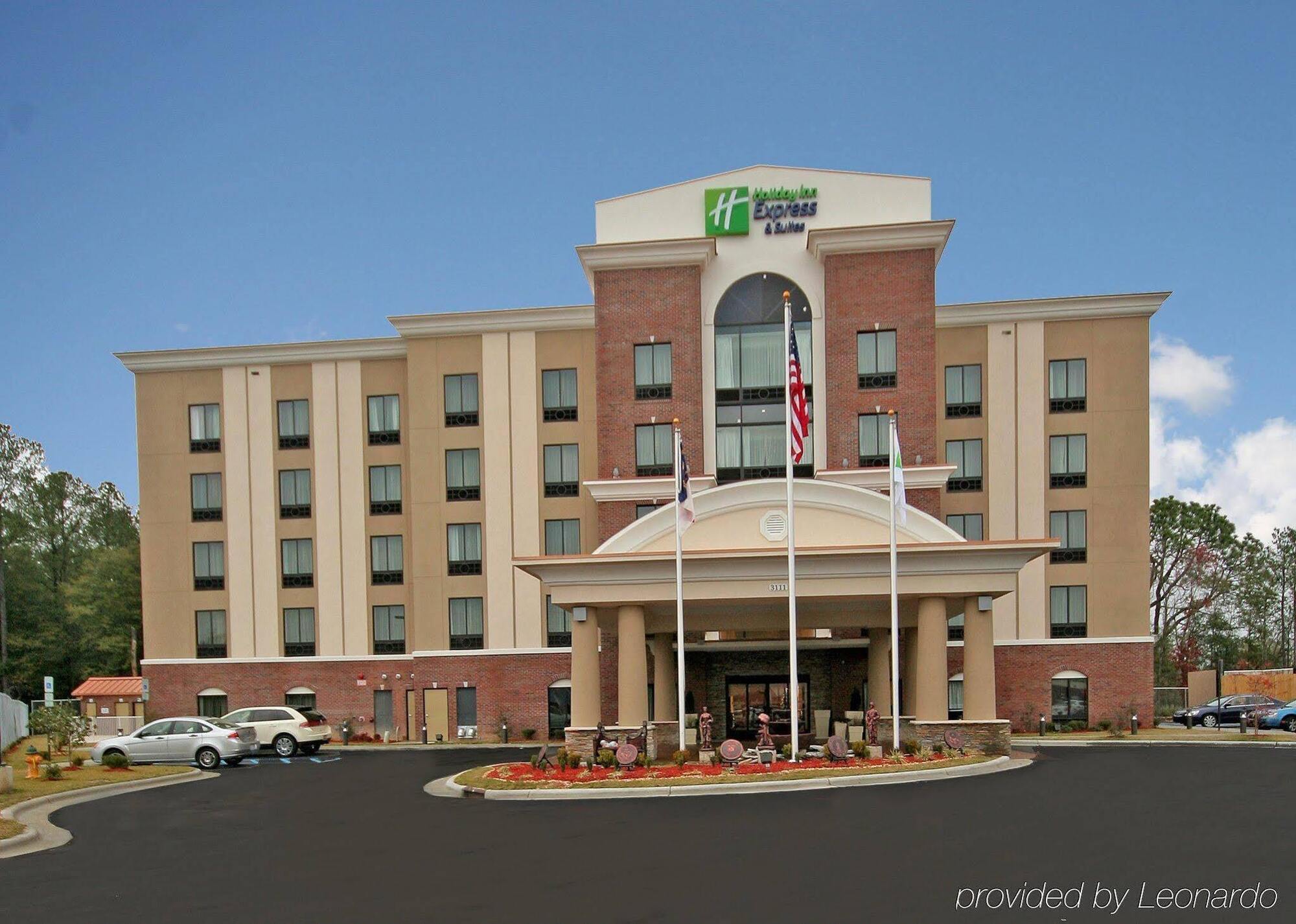 Holiday Inn Express Hotel & Suites Hope Mills-Fayetteville Airport By Ihg Exterior photo